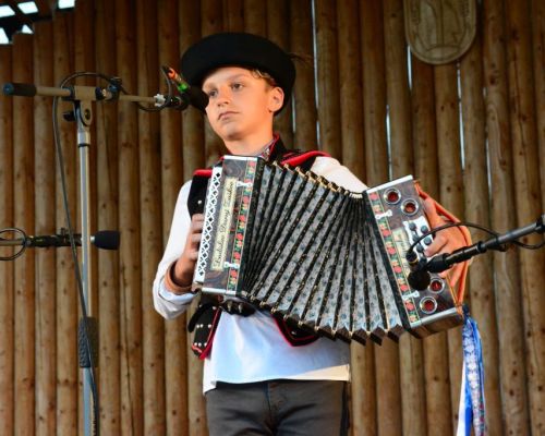 Dni kultúry Nová Bystrica 2023 - vystúpenie folklórnych súborov a skupín 
