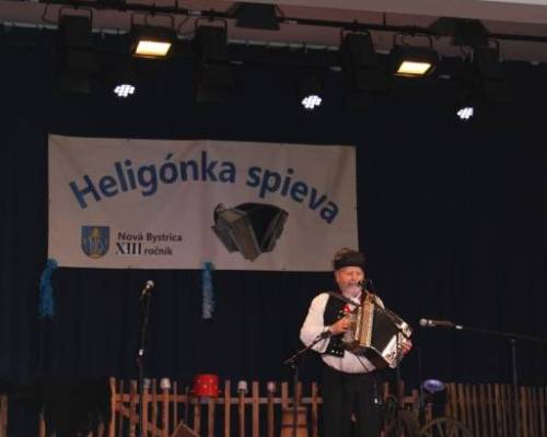 003_Heligonka_spieva_2025_original