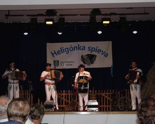 009_Heligonka_spieva_2025_original