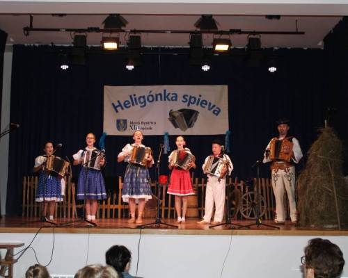 012_Heligonka_spieva_2025_original