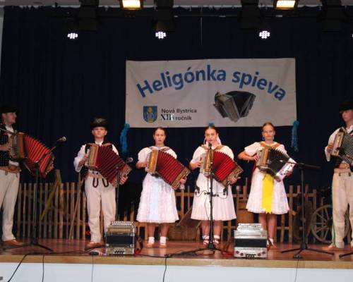 017_Heligonka_spieva_2025_original