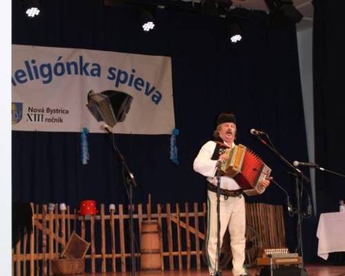 019_Heligonka_spieva_2025_original