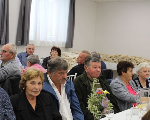 Mesiac úcty k starším v obci Nová Bystrica