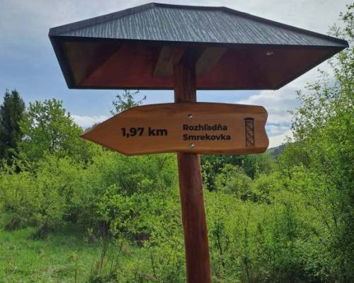 ROZHĽADŇA NA SMREKOVKE VO VYCHYLOVKE