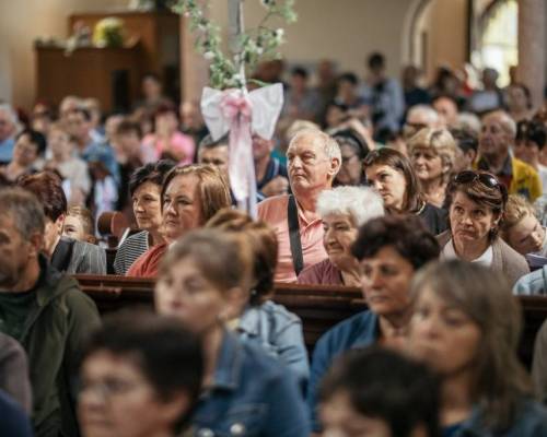 STRETNUTIE RODÁKOV ZATOPENÝCH OBCÍ HARVELKA A RIEČNICA