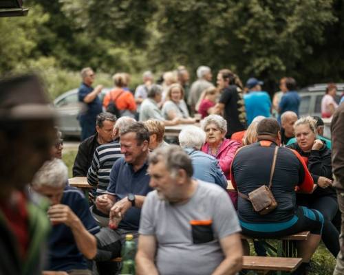 STRETNUTIE RODÁKOV ZATOPENÝCH OBCÍ HARVELKA A RIEČNICA