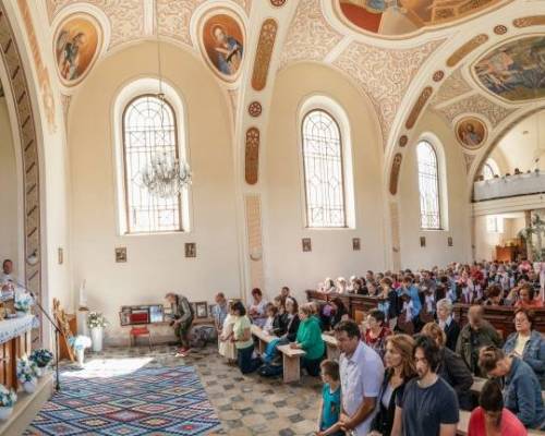 STRETNUTIE RODÁKOV ZATOPENÝCH OBCÍ HARVELKA A RIEČNICA