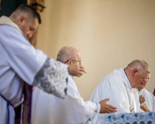 STRETNUTIE RODÁKOV ZATOPENÝCH OBCÍ HARVELKA A RIEČNICA