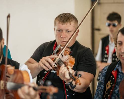 STRETNUTIE RODÁKOV ZATOPENÝCH OBCÍ HARVELKA A RIEČNICA