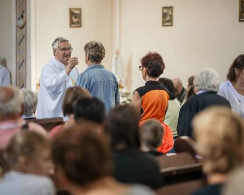 STRETNUTIE RODÁKOV ZATOPENÝCH OBCÍ HARVELKA A RIEČNICA
