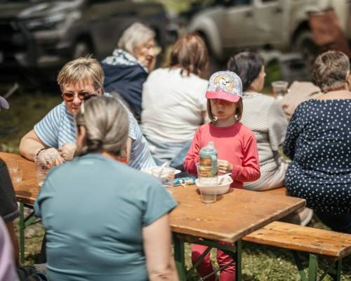 STRETNUTIE RODÁKOV ZATOPENÝCH OBCÍ HARVELKA A RIEČNICA