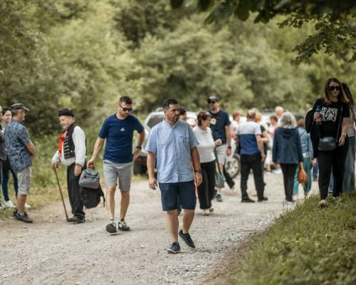 STRETNUTIE RODÁKOV ZATOPENÝCH OBCÍ HARVELKA A RIEČNICA