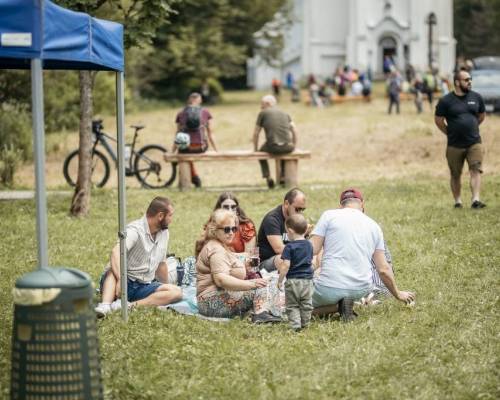 STRETNUTIE RODÁKOV ZATOPENÝCH OBCÍ HARVELKA A RIEČNICA