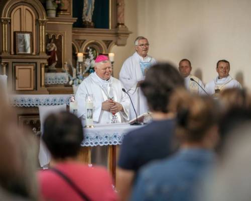 STRETNUTIE RODÁKOV ZATOPENÝCH OBCÍ HARVELKA A RIEČNICA