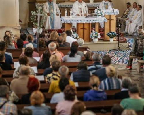 STRETNUTIE RODÁKOV ZATOPENÝCH OBCÍ HARVELKA A RIEČNICA