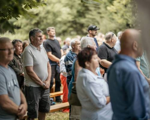 STRETNUTIE RODÁKOV ZATOPENÝCH OBCÍ HARVELKA A RIEČNICA