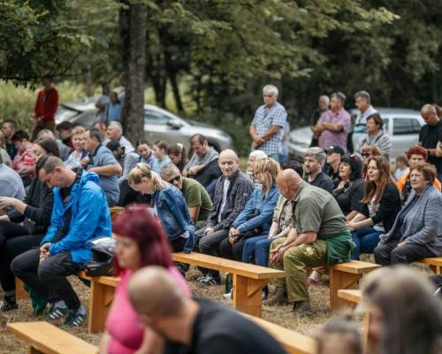 STRETNUTIE RODÁKOV ZATOPENÝCH OBCÍ HARVELKA A RIEČNICA