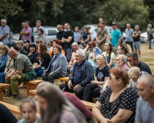 STRETNUTIE RODÁKOV ZATOPENÝCH OBCÍ HARVELKA A RIEČNICA
