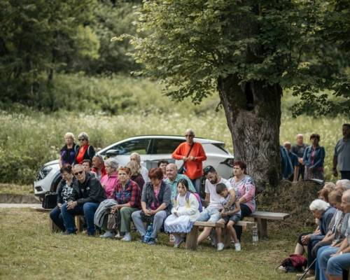 STRETNUTIE RODÁKOV ZATOPENÝCH OBCÍ HARVELKA A RIEČNICA