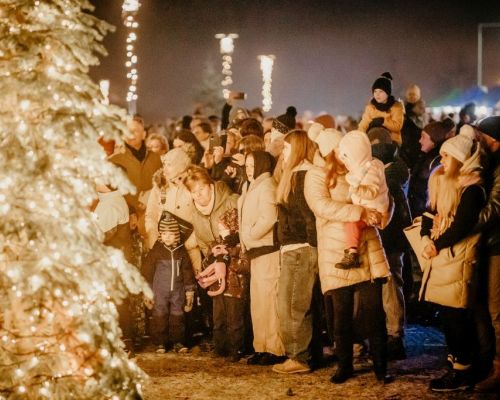 Vianočné trhy a Mikuláš v Novej Bystrici 