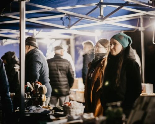 Vianočné trhy a Mikuláš v Novej Bystrici 